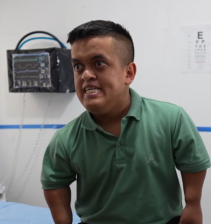 V1301136 Mi esposo recuperó la vista y cuando me vió, quedo mudo part2