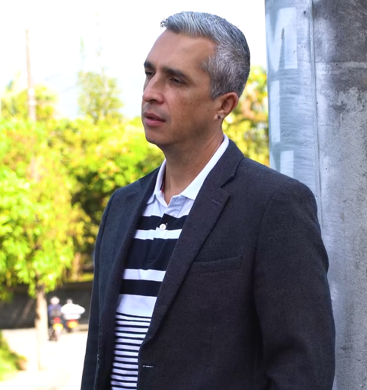 V2801138 Le hicieron esto a su padre sin imaginar esta lección que le daría la vida part2